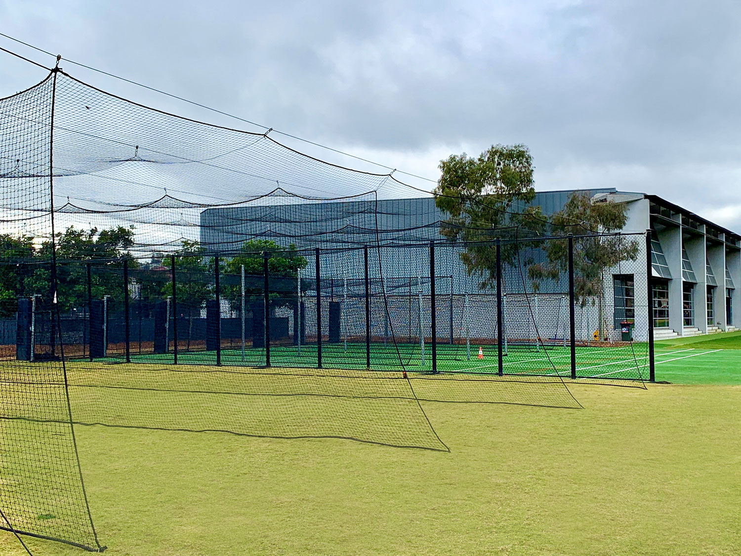 Postless cricket netting